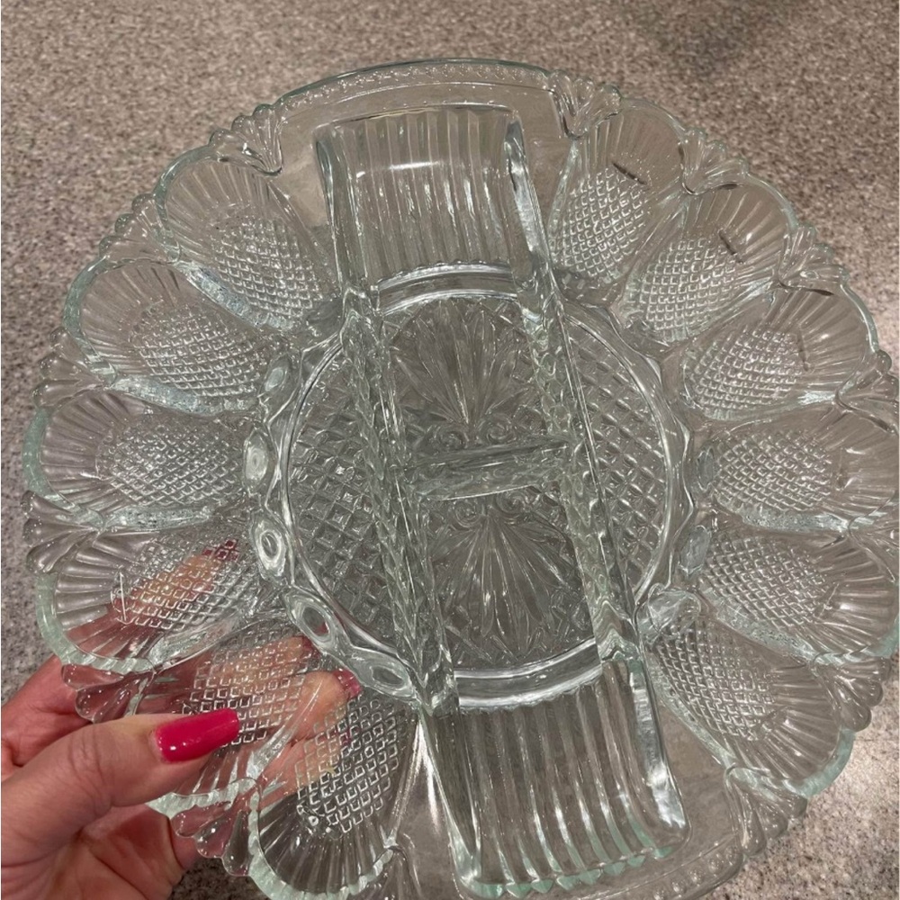 Gray Food Storage Dish with Textured Pattern and Sections